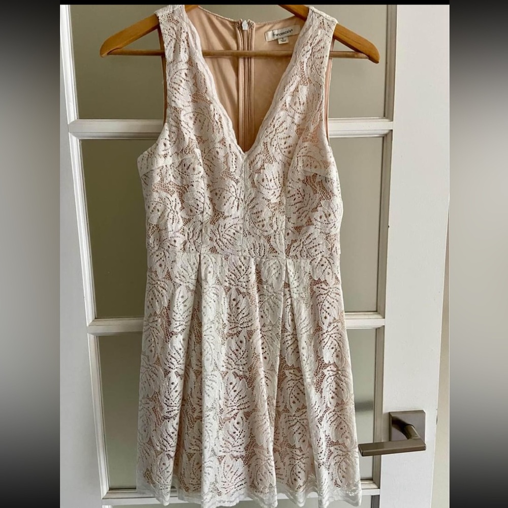 White lace dress
